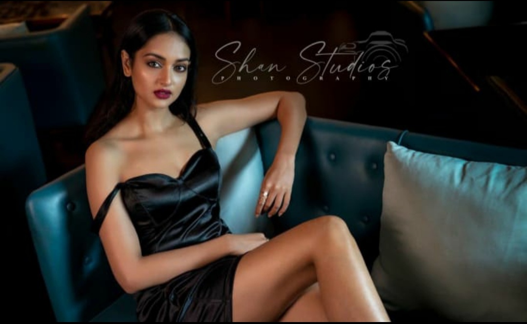 I will do 05 Creative Signature Logos.