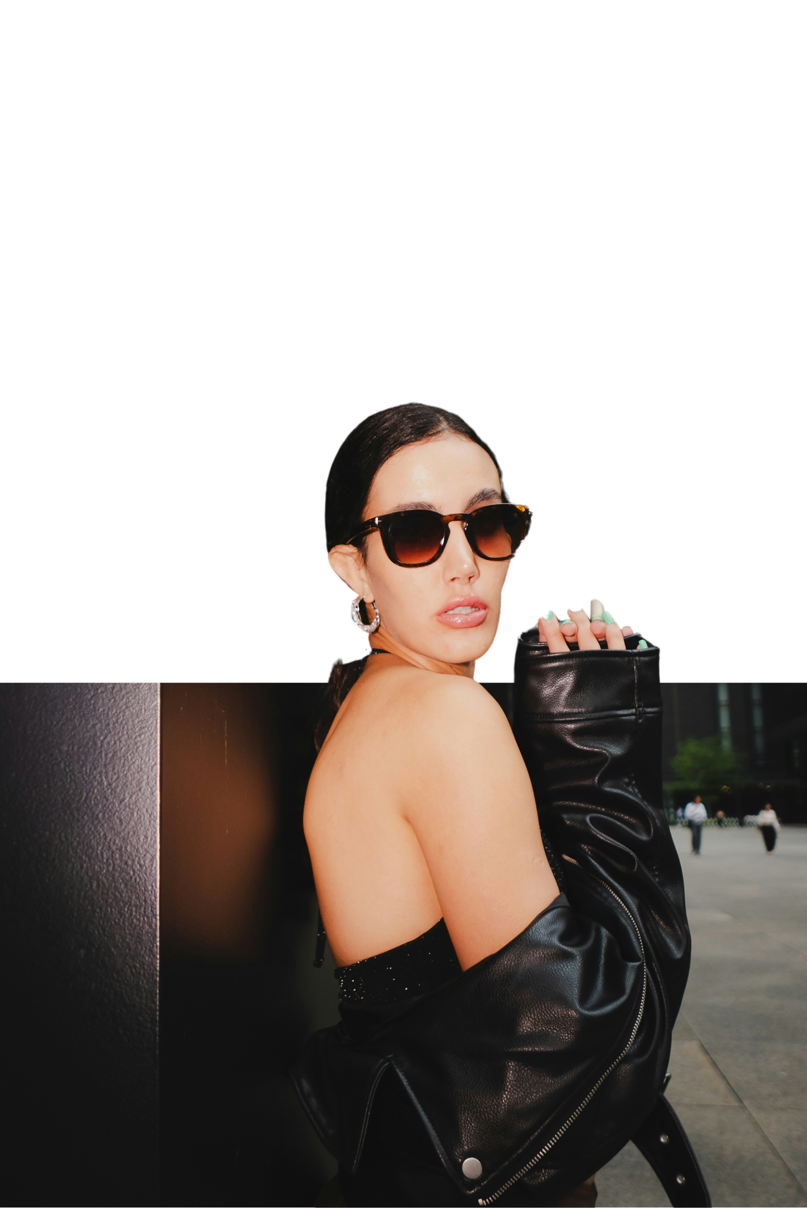 remove your photos background in 4 hours 