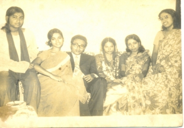 I am a professional photo & video editor. I fix & colorize the old spoiled photo.